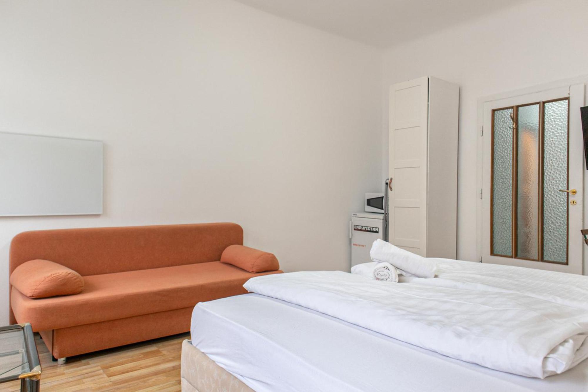 Budget City Stay - Near Wiener Stadthalle Ideal For Longstays Exterior foto