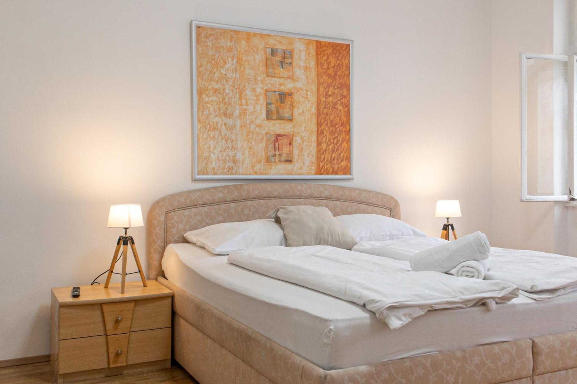 Budget City Stay - Near Wiener Stadthalle Ideal For Longstays Exterior foto